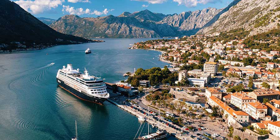 Sailing into the breathtaking ‘Bay of Kotor’